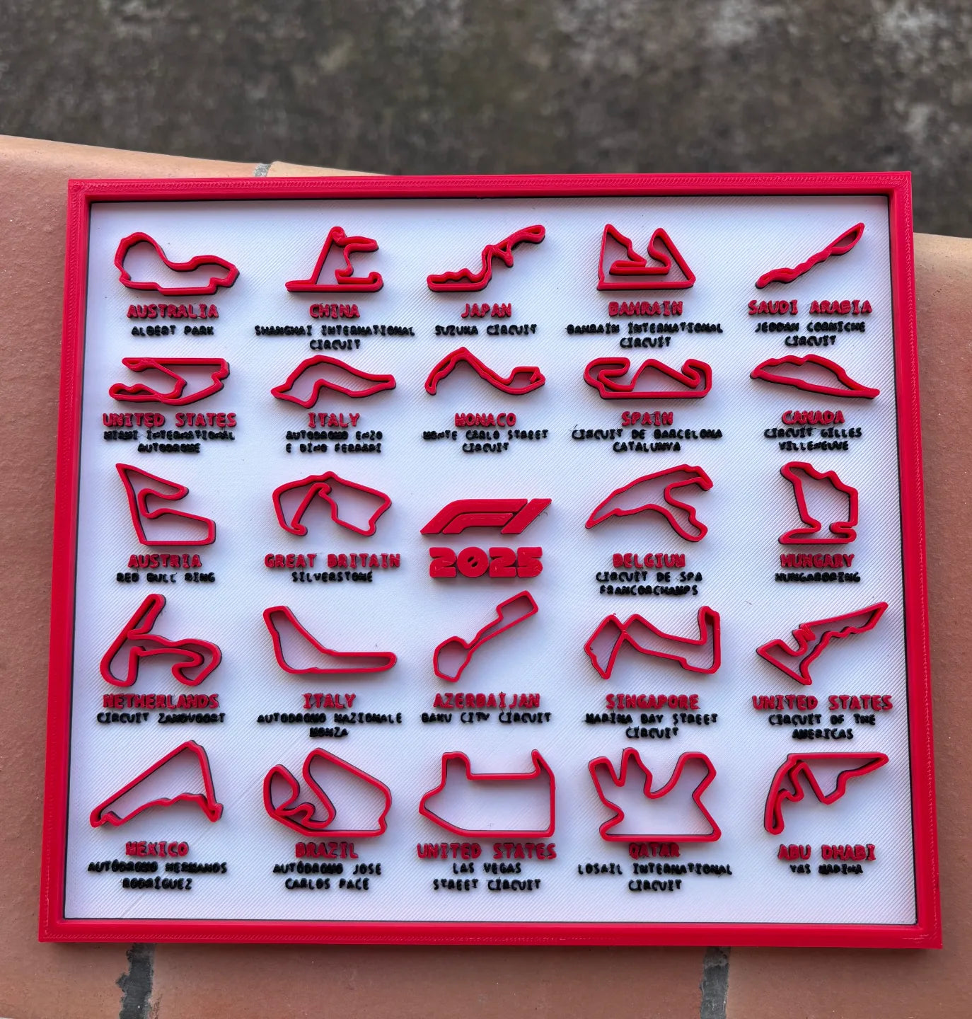 3D-Printed F1 Track Calendar β Full Season Set π