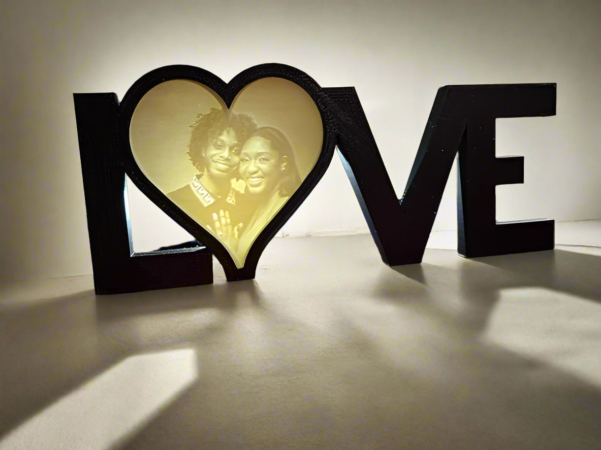 3D Printed Personalized LOVE with Lithophane Photo