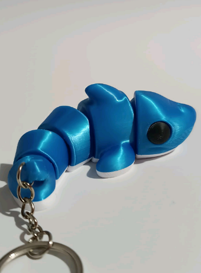 Flexi Shark Keychain Fidget Toy – Articulated 3D Printed Moving Shark Keyring – Cute Sensory Marine Animal Bag Charm, Stress Relief Novelty Gift for Ocean Lovers & Kids