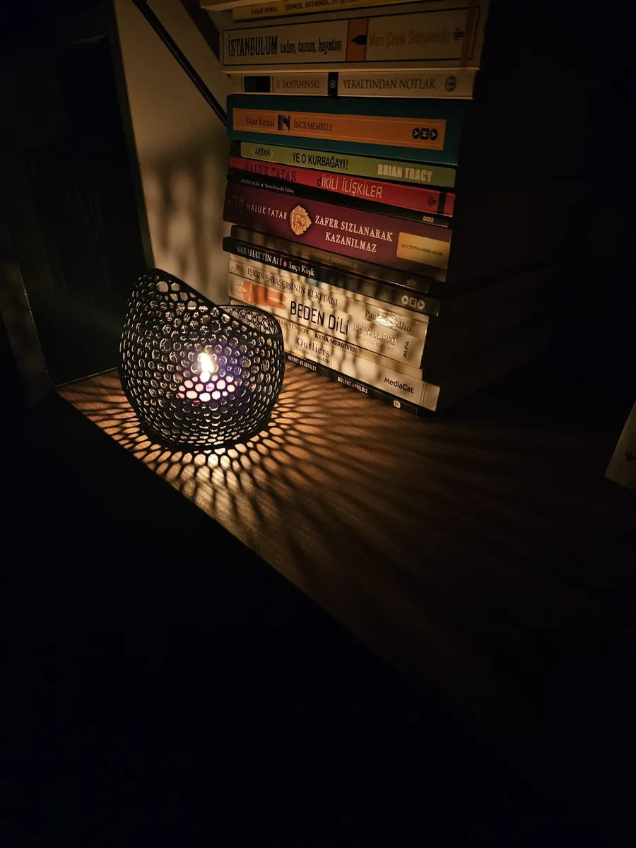 Voronoi Tea Light Lamp