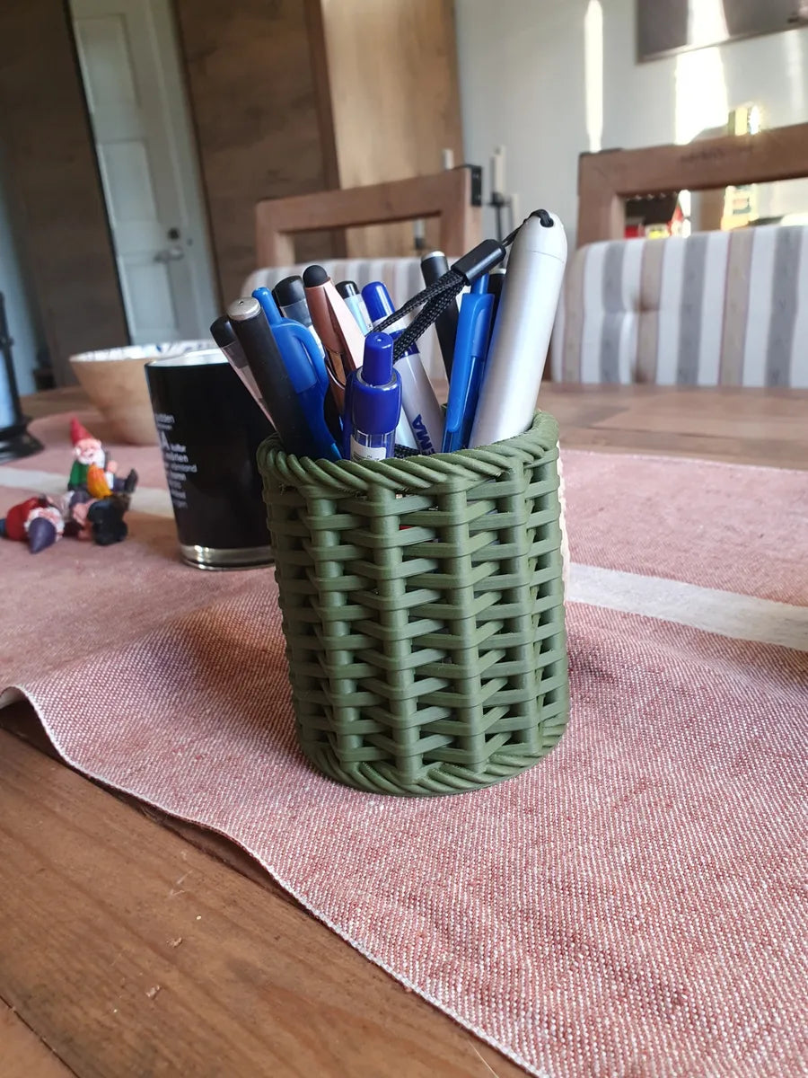 Woven Holder