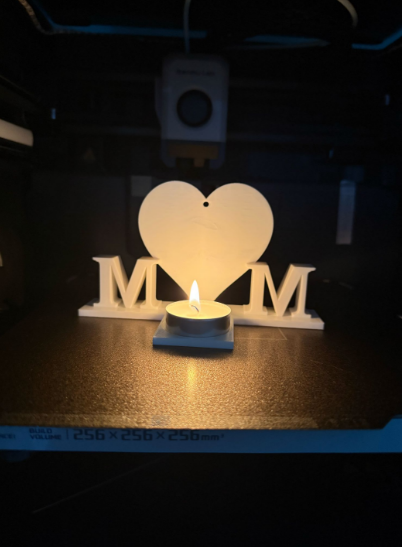 Illuminated "MOM" Infinity Heart Ornament – 3D Light-Up Mother’s Day Desk Lamp & Night Light | Glowing Keepsake Gift