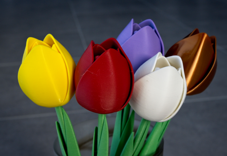 The Infinite Tulip – 3D Layered Botanical Sculpture & Modern Tabletop Decor | Elegant Everlasting Floral Gift for Her
