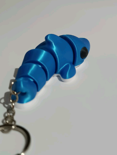 Flexi Shark Keychain Fidget Toy – Articulated 3D Printed Moving Shark Keyring – Cute Sensory Marine Animal Bag Charm, Stress Relief Novelty Gift for Ocean Lovers & Kids