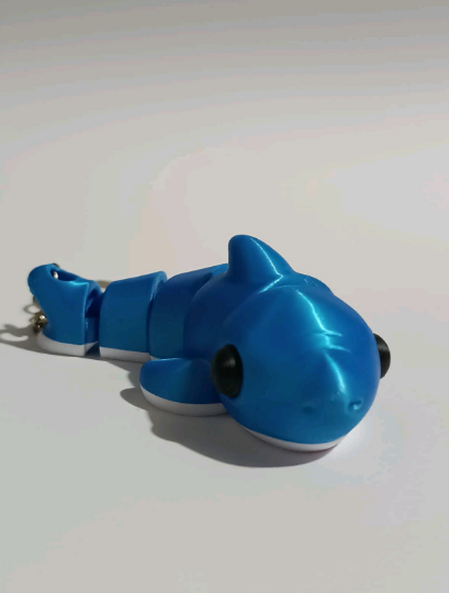 Flexi Shark Keychain Fidget Toy – Articulated 3D Printed Moving Shark Keyring – Cute Sensory Marine Animal Bag Charm, Stress Relief Novelty Gift for Ocean Lovers & Kids