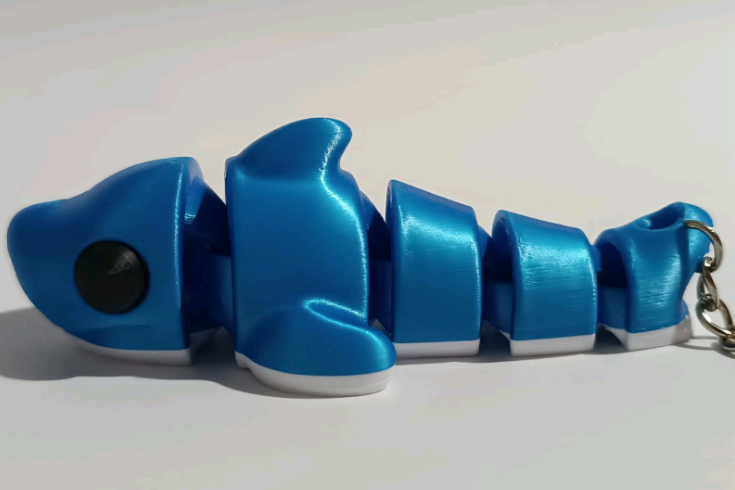 Flexi Shark Keychain Fidget Toy – Articulated 3D Printed Moving Shark Keyring – Cute Sensory Marine Animal Bag Charm, Stress Relief Novelty Gift for Ocean Lovers & Kids