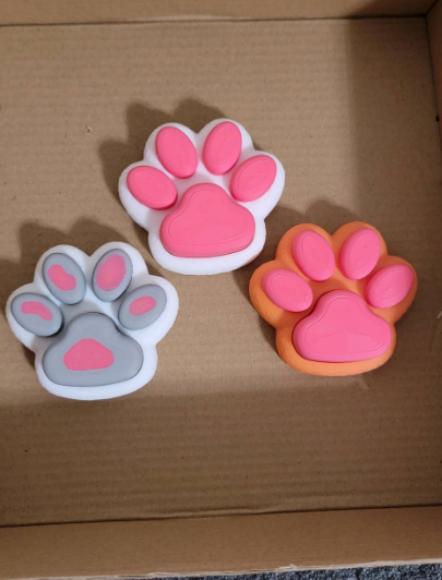 Cute Cat Paw Mechanical Switch Clicker Keychain – 3D Printed Pop-Up Fidget Toy – Kawaii Sensory Bag Charm, ASMR Stress Relief Desk Toy & Gift for Cat Lovers