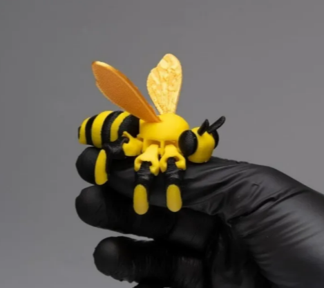 Articulated Bee Model – Flexible 3D Printed Insect Fidget Toy