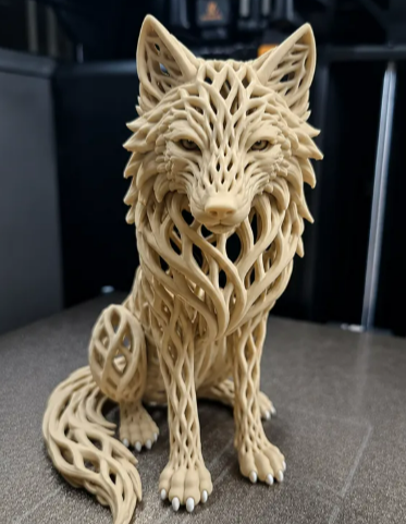Mystical Elegance Voronoi Wolf: Intricate 3D Printed Art Piece