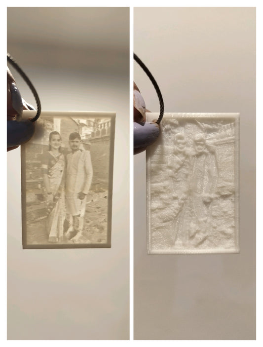 Custom 3D-Printed Lithophane Photo Keychain